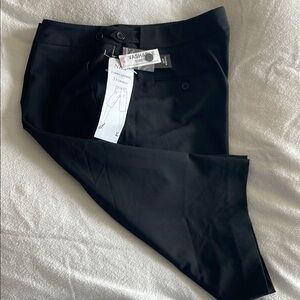 Larry Levine Black Bermudas with Soft Fabric